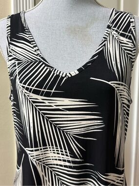 Karen Kane Black & White Palm-Print V-Neck Shift Maxi Dress NWT